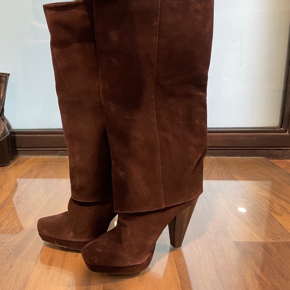 New Suede Knee-High Boots - Picture 4 of 12